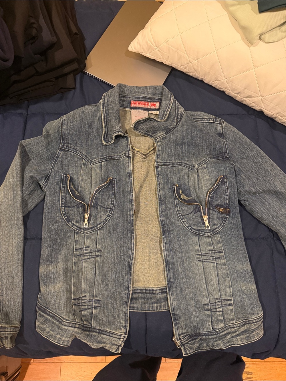 Parasuco Light Wash Denim Jacket with Zip Pocket Details